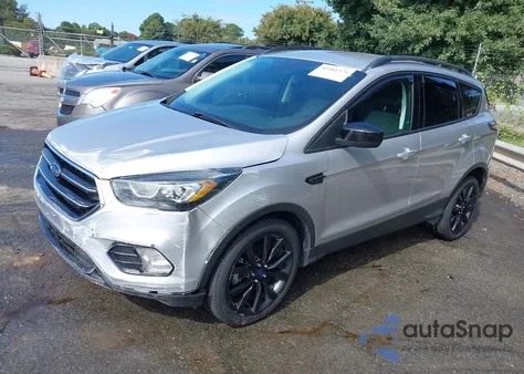 2017 Ford Escape Se z USA, uszkodzony, nr VIN 1FMCU0GD0HUA18816